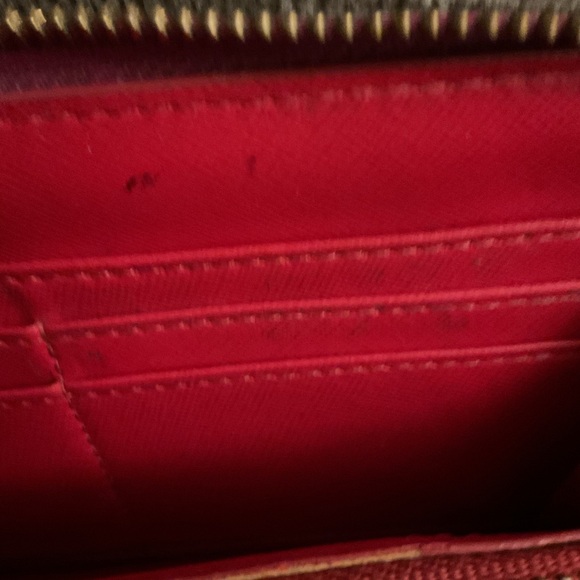 Tory Burch Zip Around Wallet - Picture 6 of 9